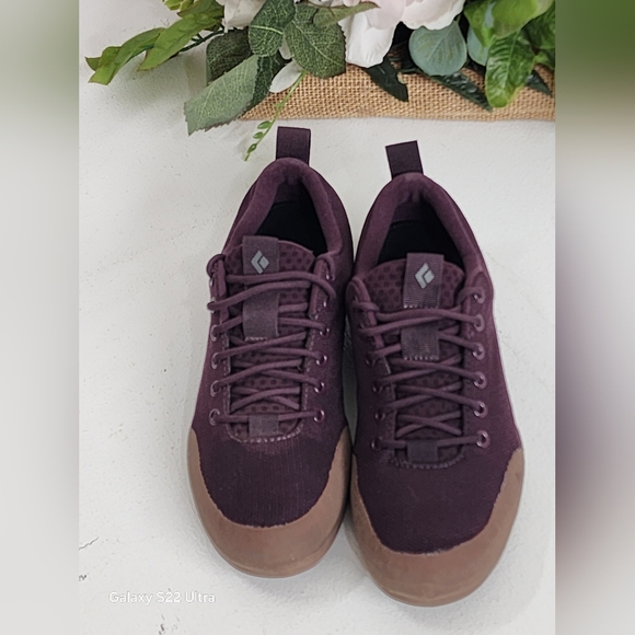 Black Diamond Purple Footwear - Picture 1 of 5